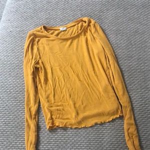 Yellow t-shirt